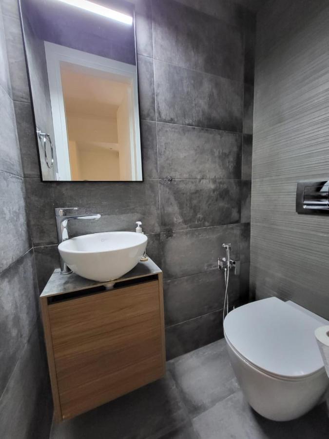 Apartment Near The Center Of Glyfada Athen Exterior foto
