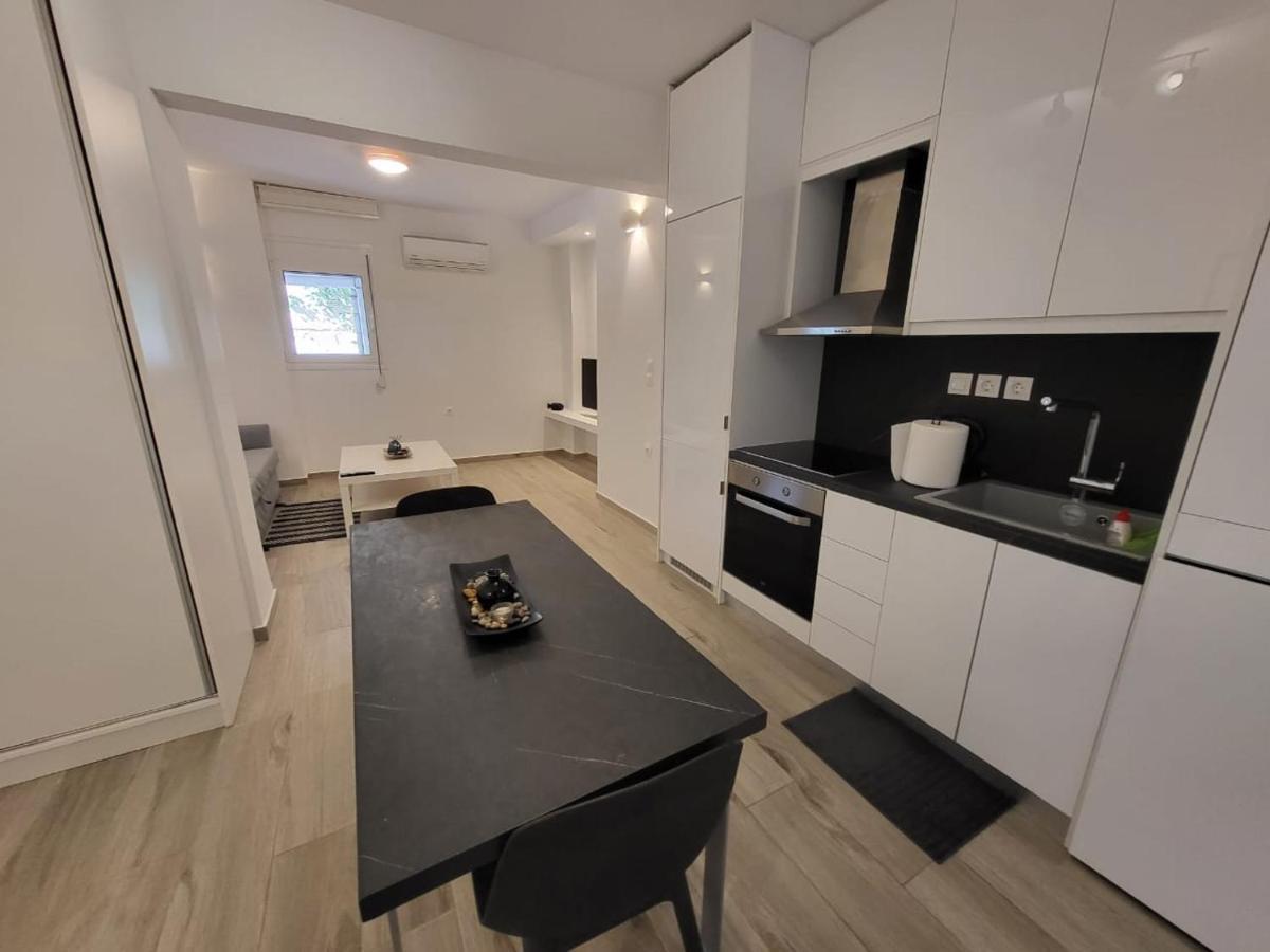 Apartment Near The Center Of Glyfada Athen Exterior foto